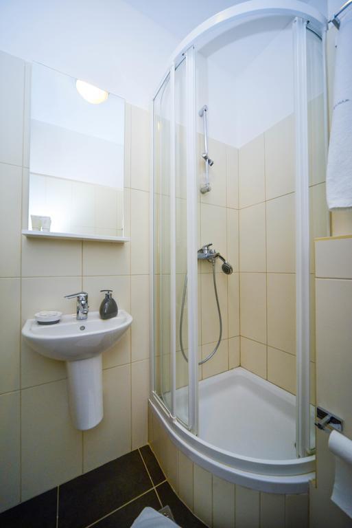 Apartment Mahagony Deluxe Zadar Pokoj fotografie